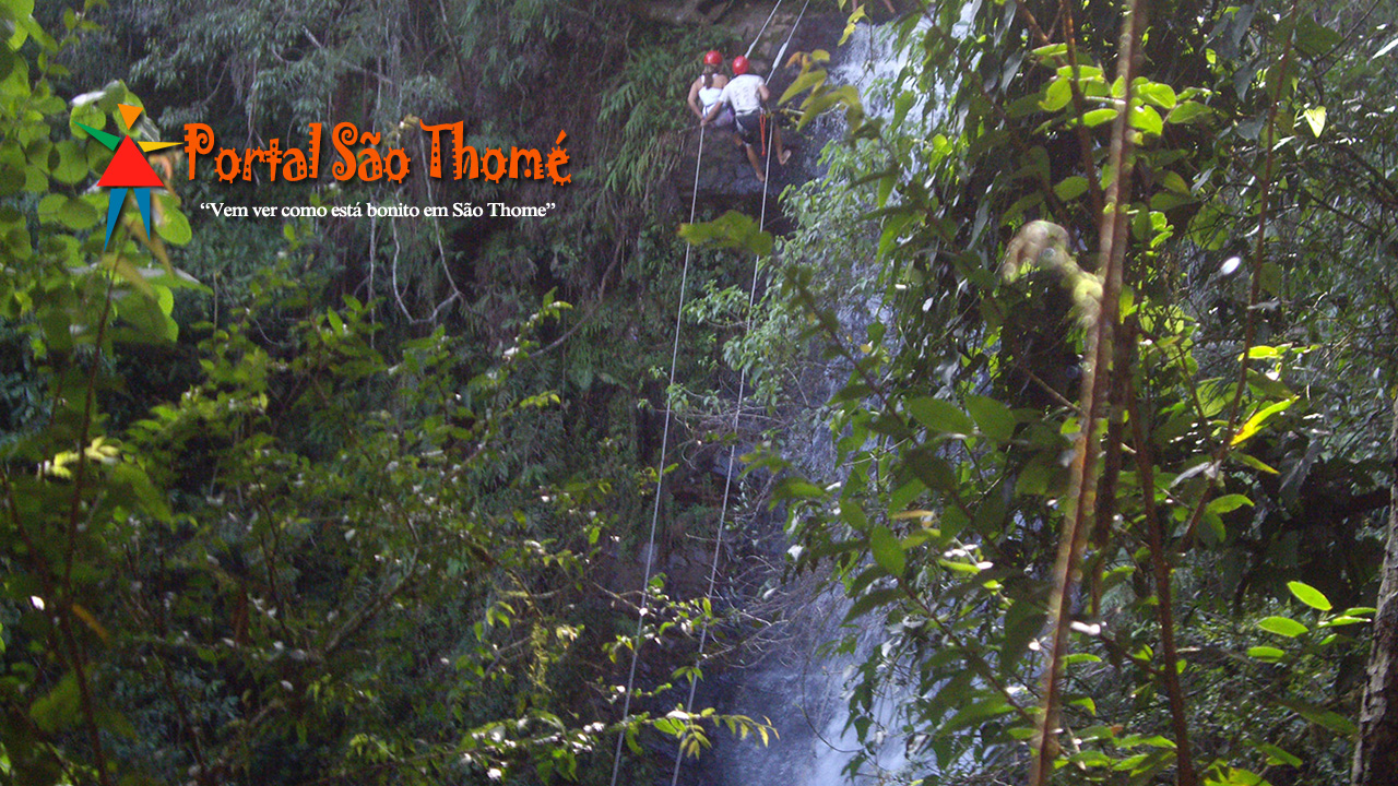 Cachoeira Antares Prática de Rapel em São Thomé das Letras MG