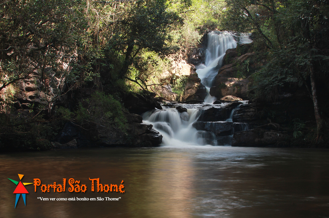 Cachoeira Véu de Noiva em São Thomé das Letras MG